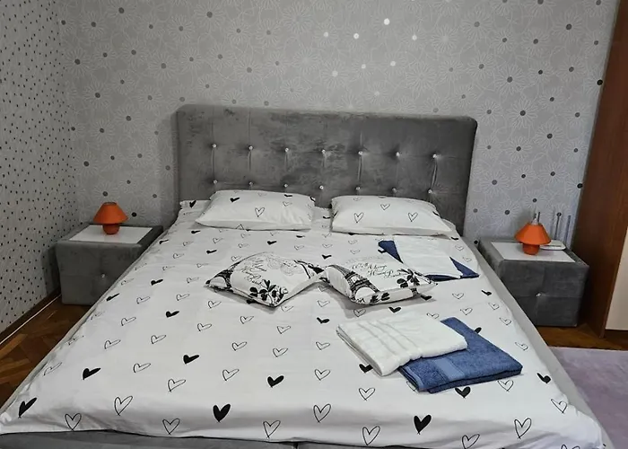 Studio Margot Centre *